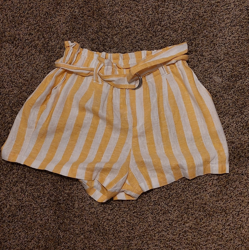 Women yellow and white high waisted shorts